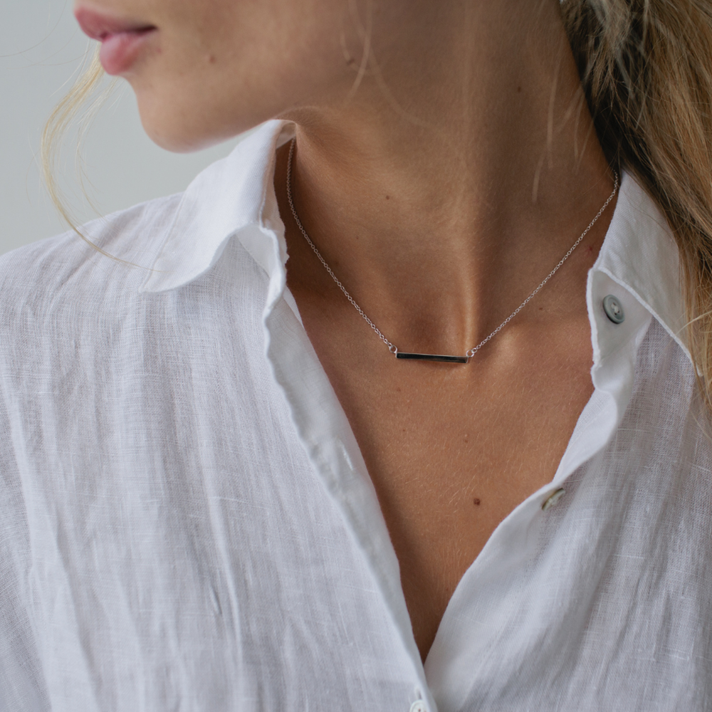 SOPHIE - BAR NECKLACE - GOLD