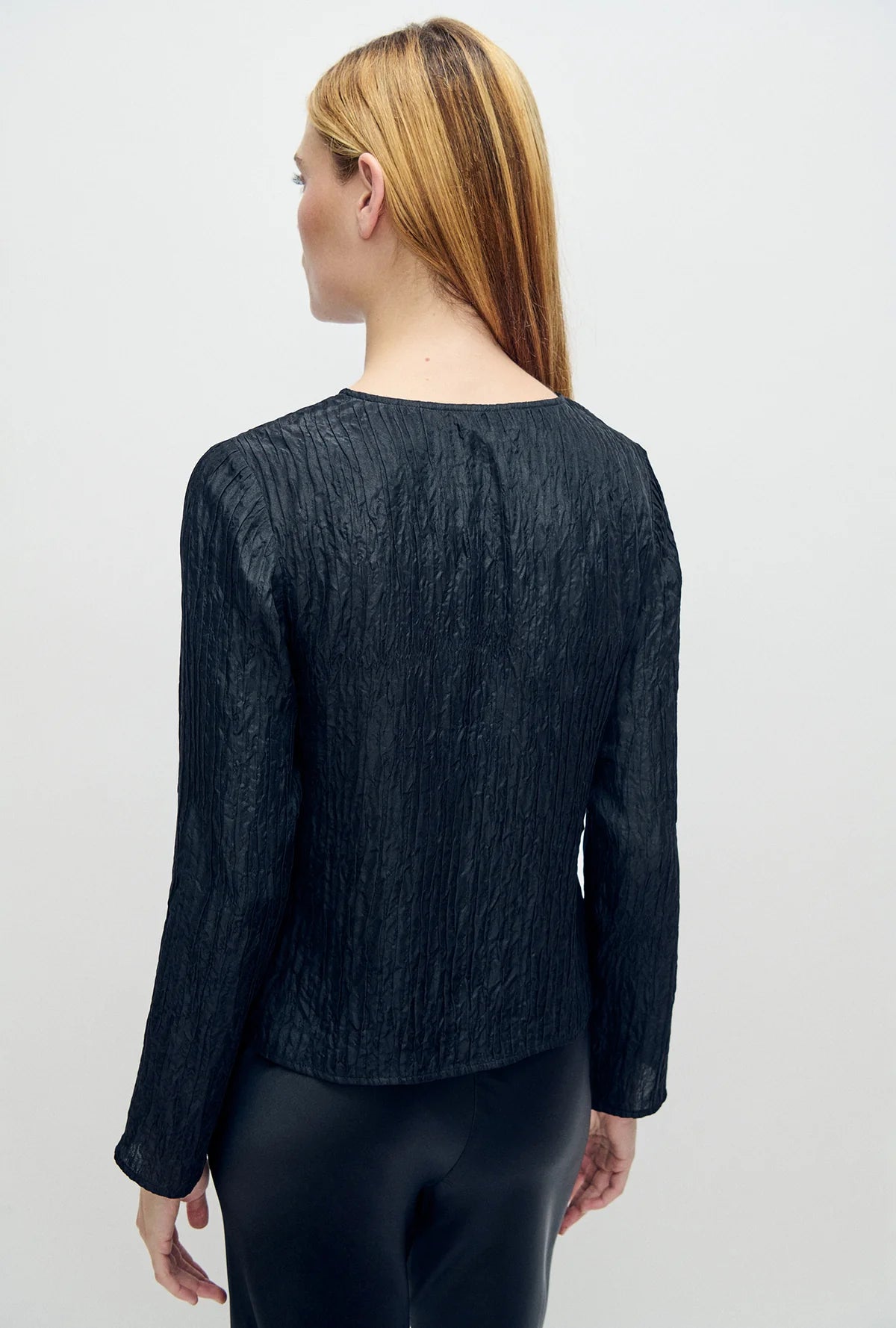 Silk Laundry - Crinkle Long Sleeve Top - Black