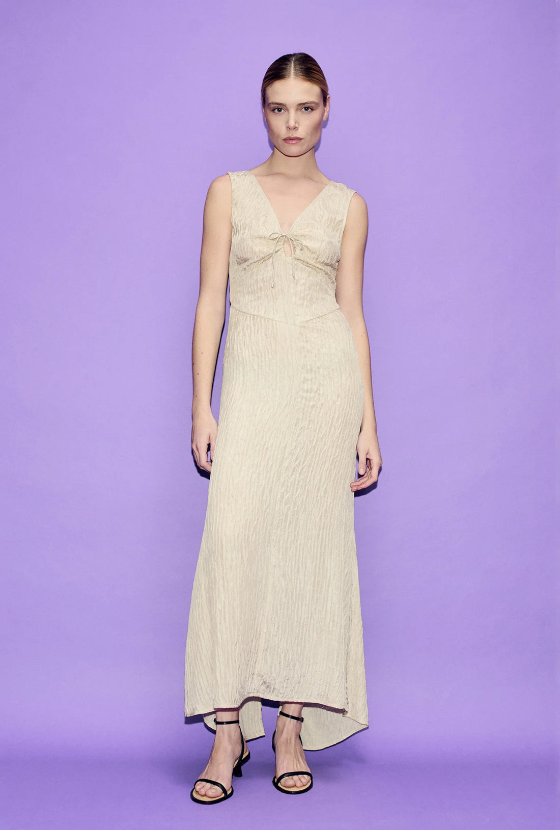 SILK LAUNDRY - CRINKLE PEEK- A-BOO DRESS - HAZELNUT