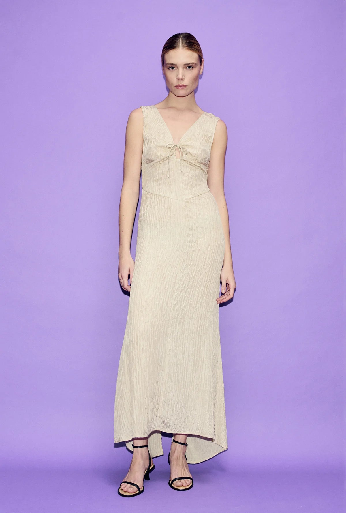 SILK LAUNDRY - CRINKLE PEEK- A-BOO DRESS - HAZELNUT