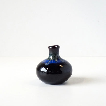 Naibu - Black with Blue Drip Vase