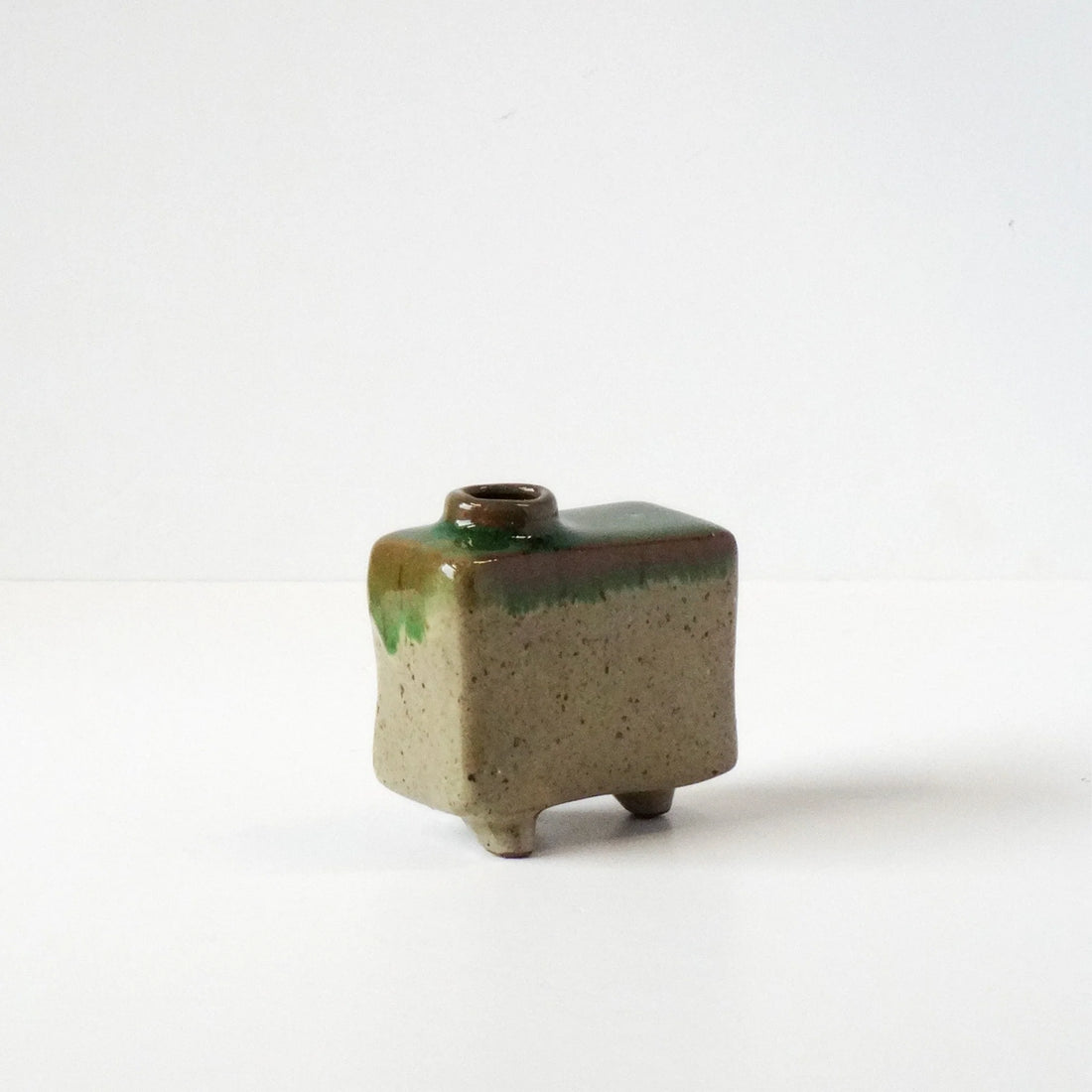 Naibu - Green Rectangle Vase