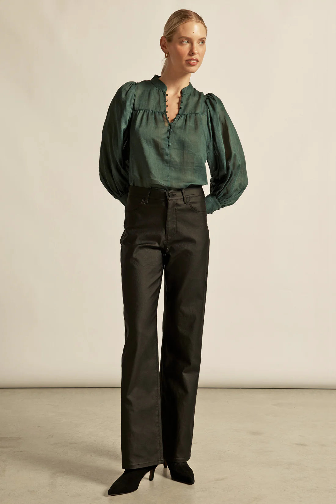 Zoe Kratzmann - Vista Top - Grove