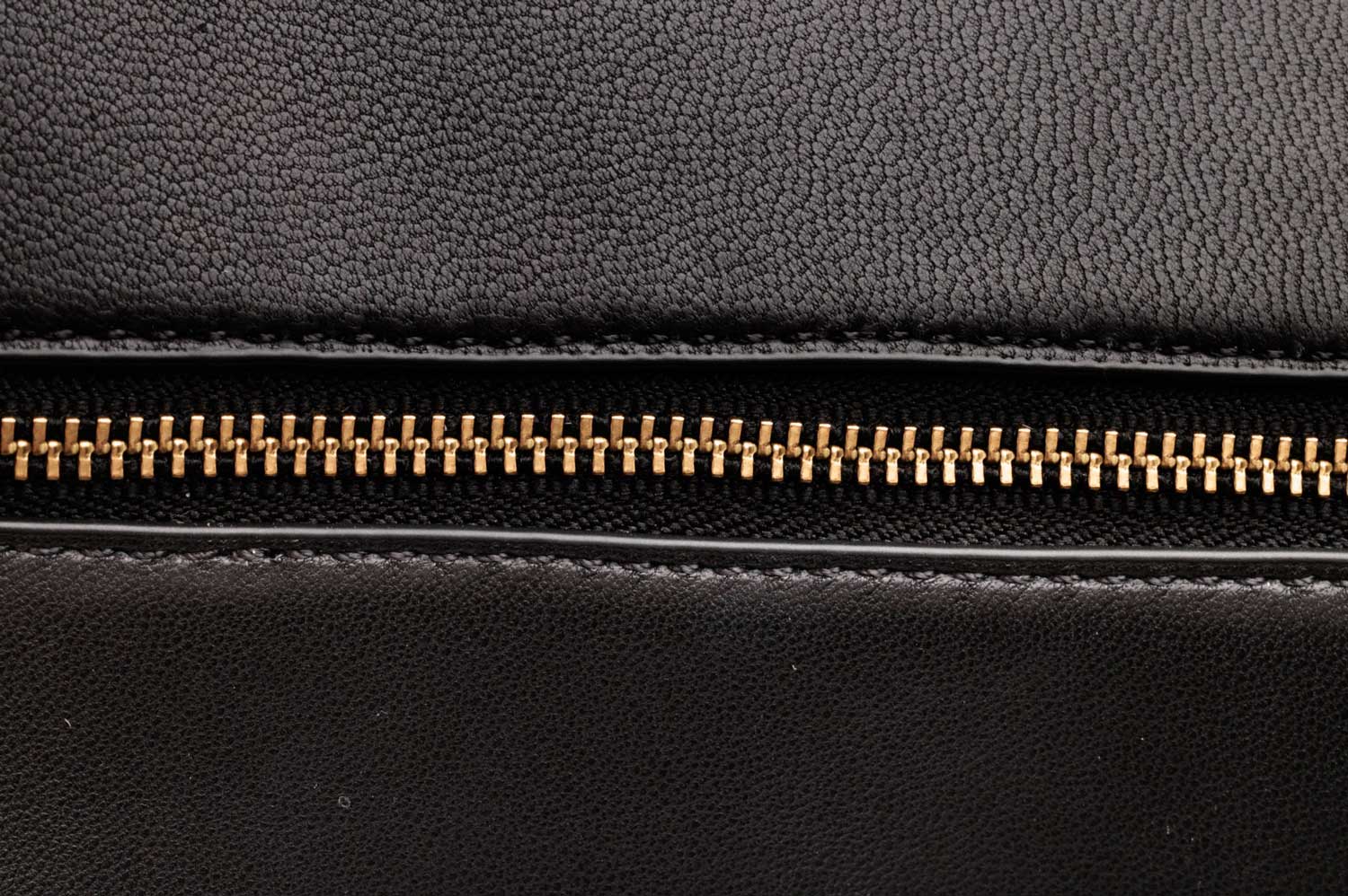 Yu Mei - Antonia Bag - Black Lamb